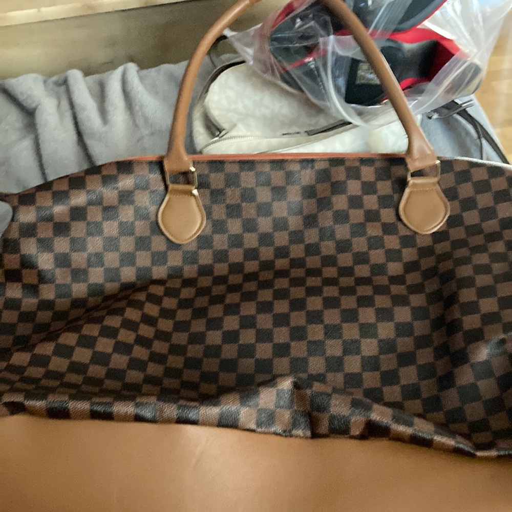 Extra large checkered weekender/tote